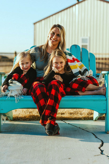 Newborn/Toddler Pajamas Green Buffalo image 3