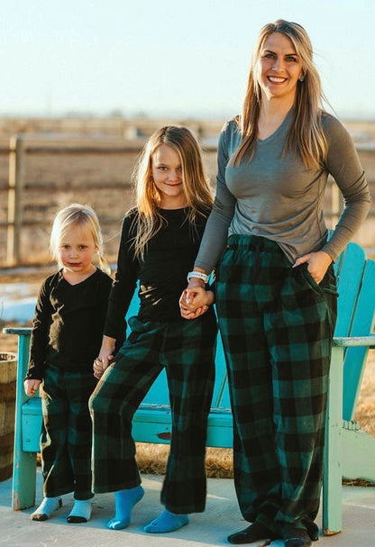 Newborn/Toddler Pajamas Green Buffalo image 0